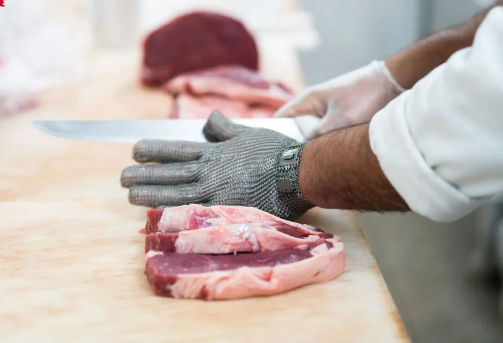 Meat Processing Jobs in Canada 2026 – Salary, Careers & Opportunities